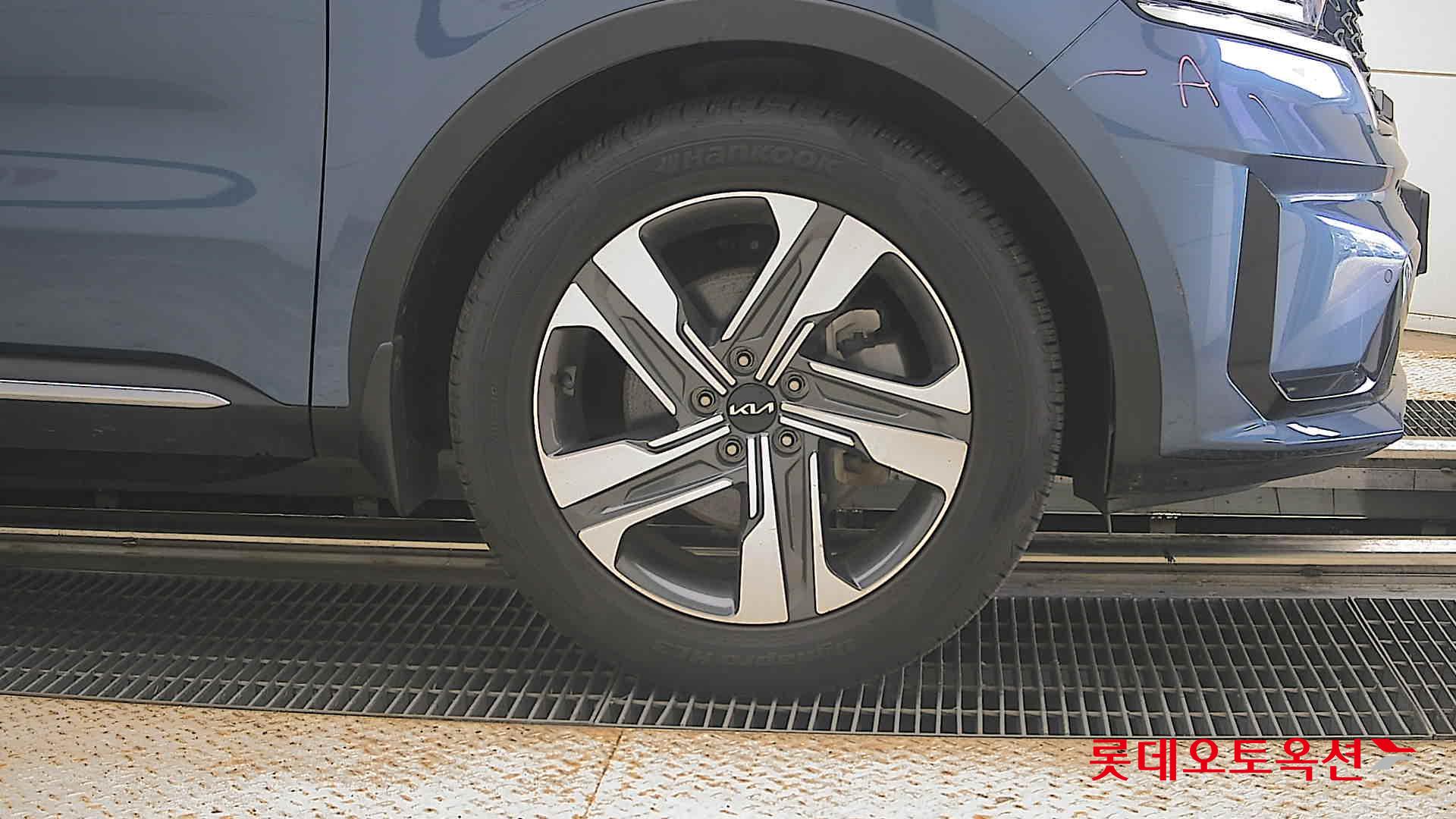 2023 - kia sorento