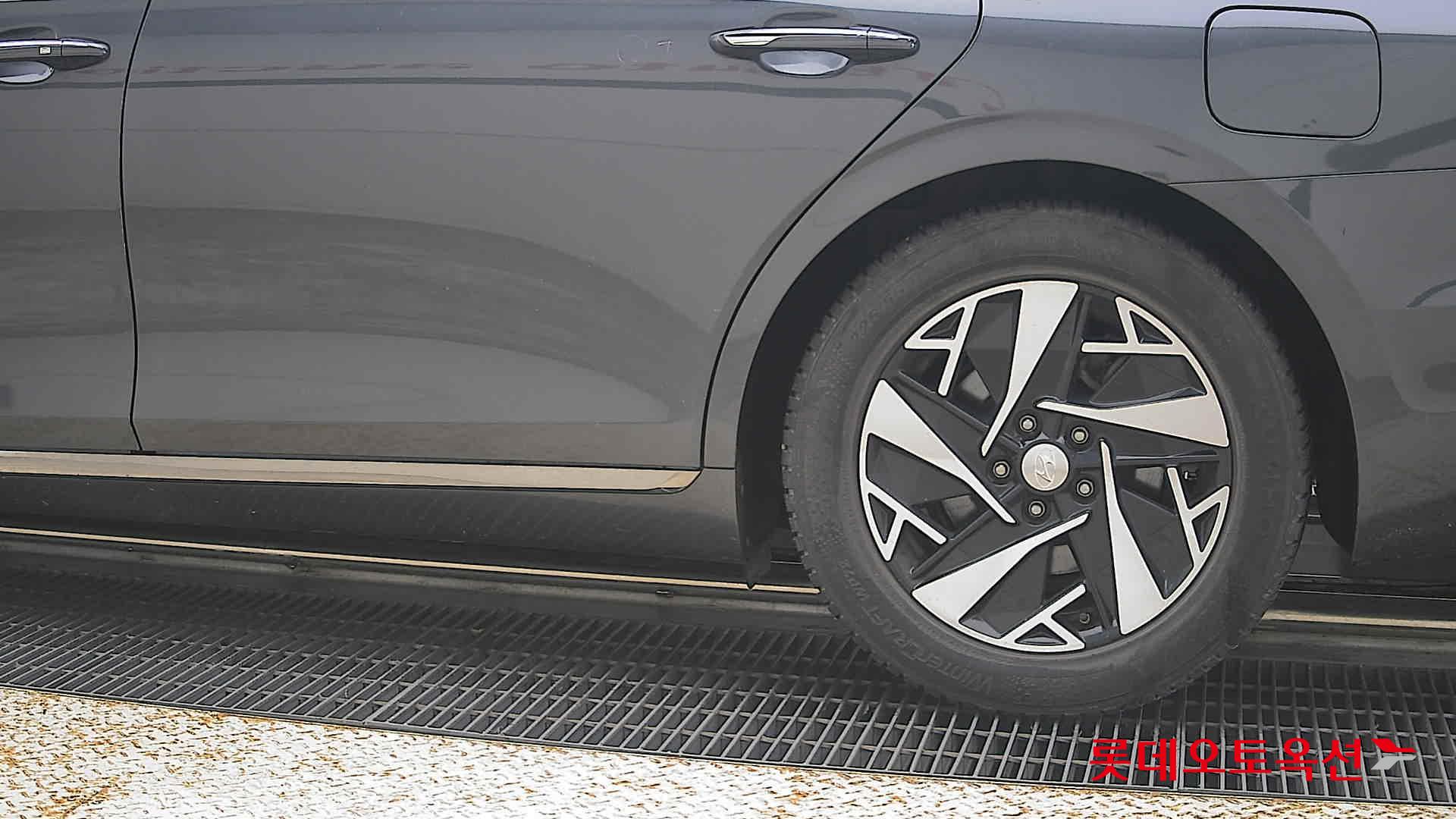 2023 - hyundai grandeur