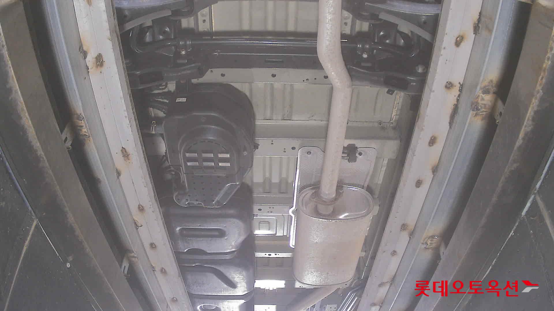 2022 - hyundai staria