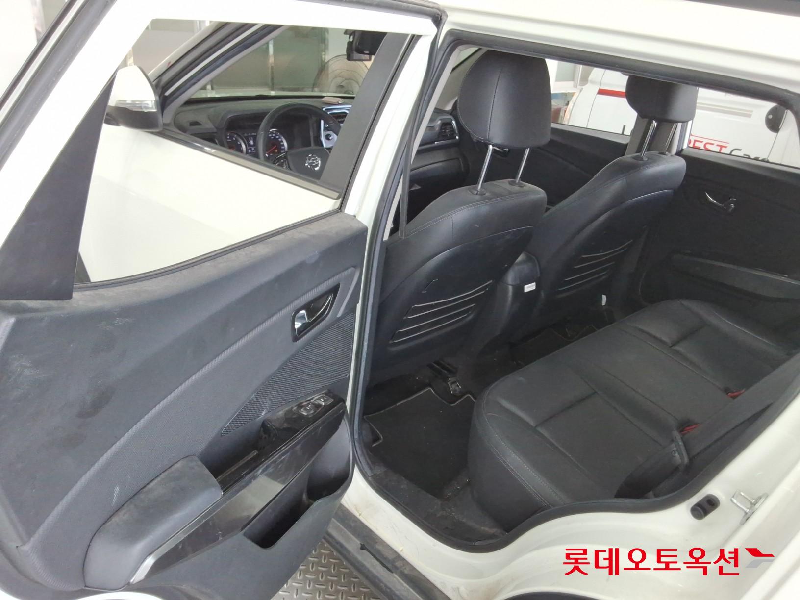 2022 - ssangyong tivoli