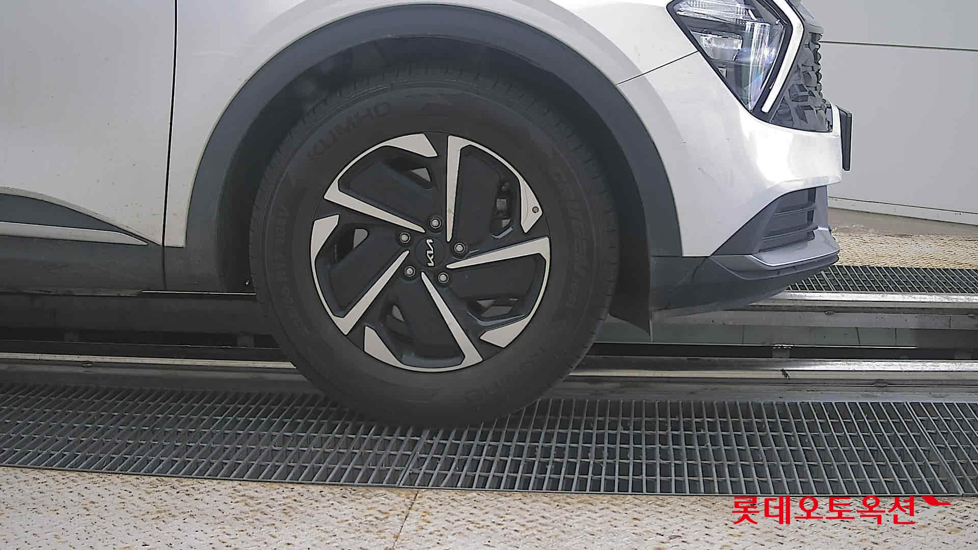 2022 - kia sportage