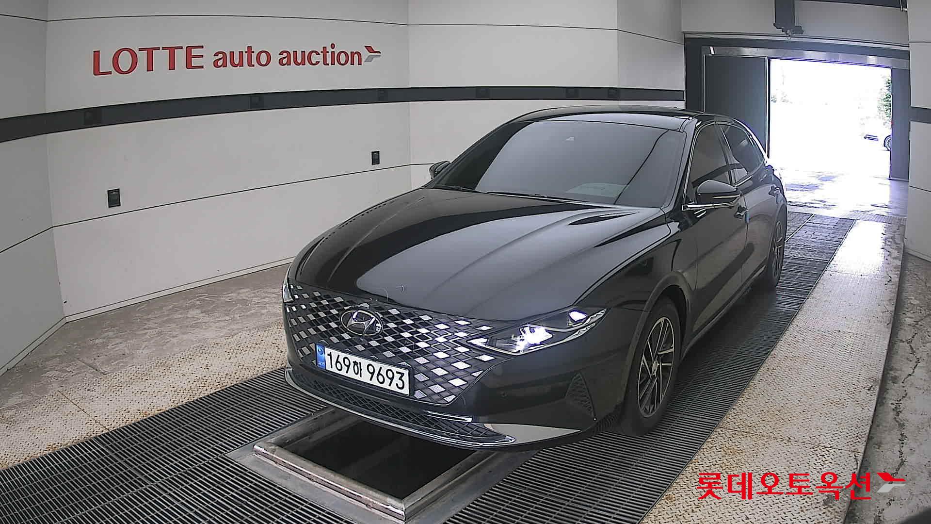 2022 - hyundai grandeur