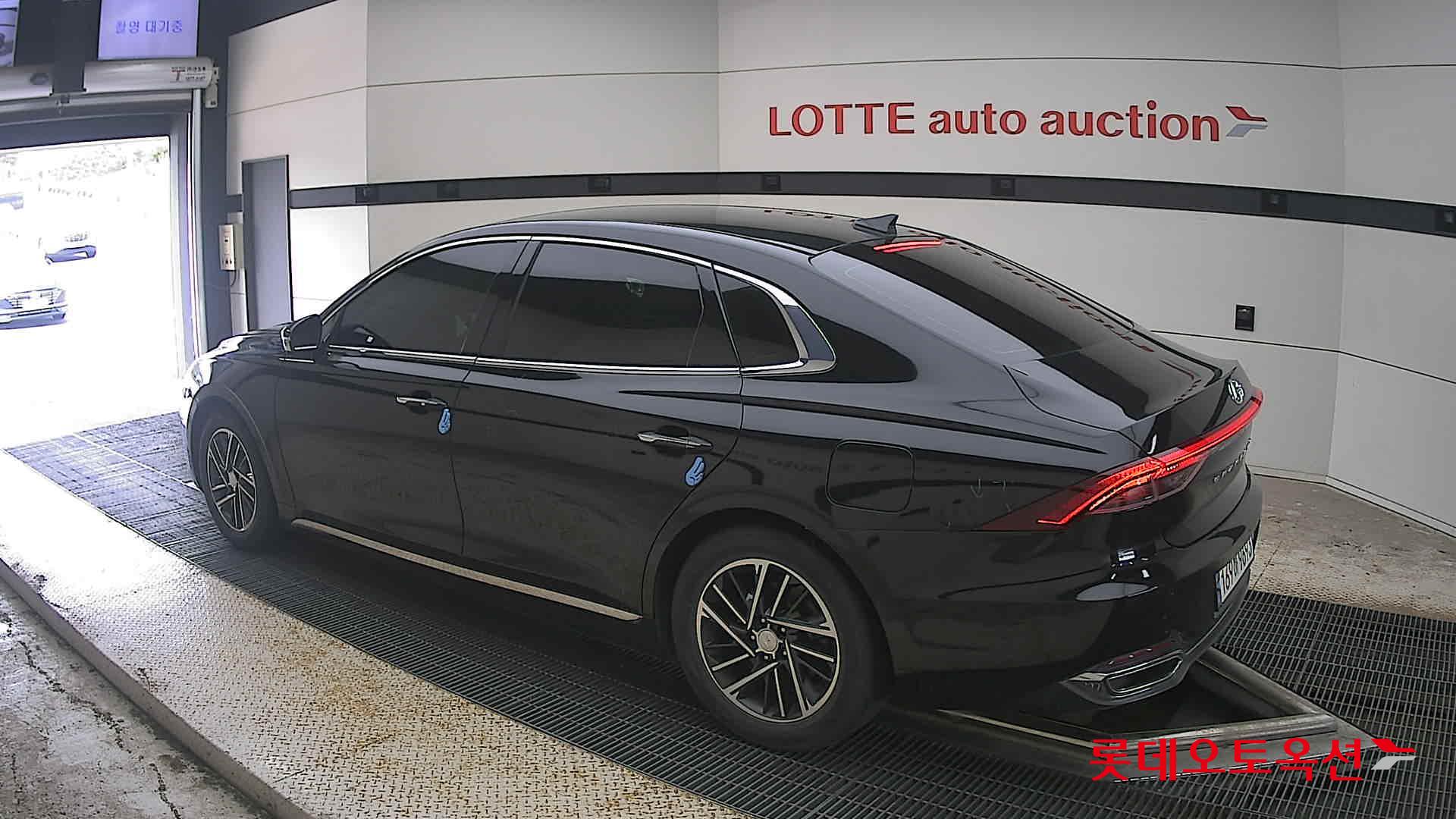 2022 - hyundai grandeur