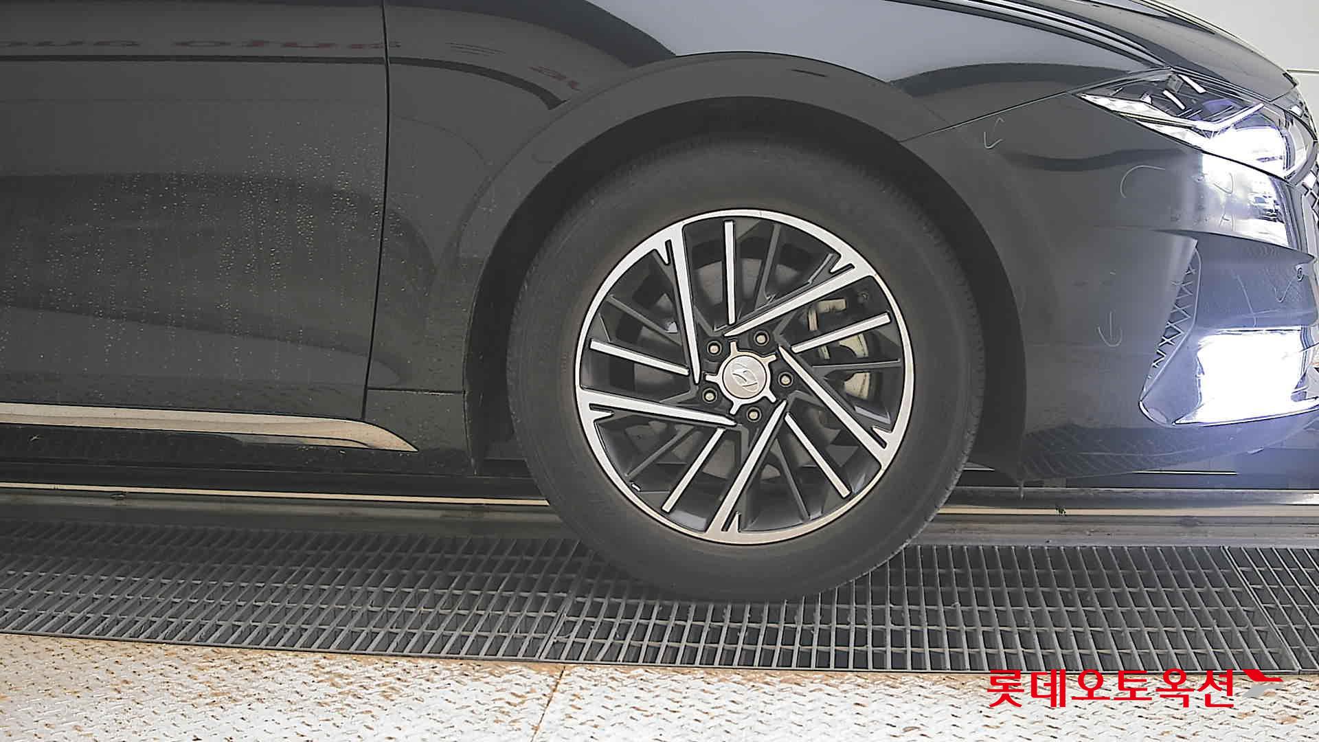 2022 - hyundai grandeur
