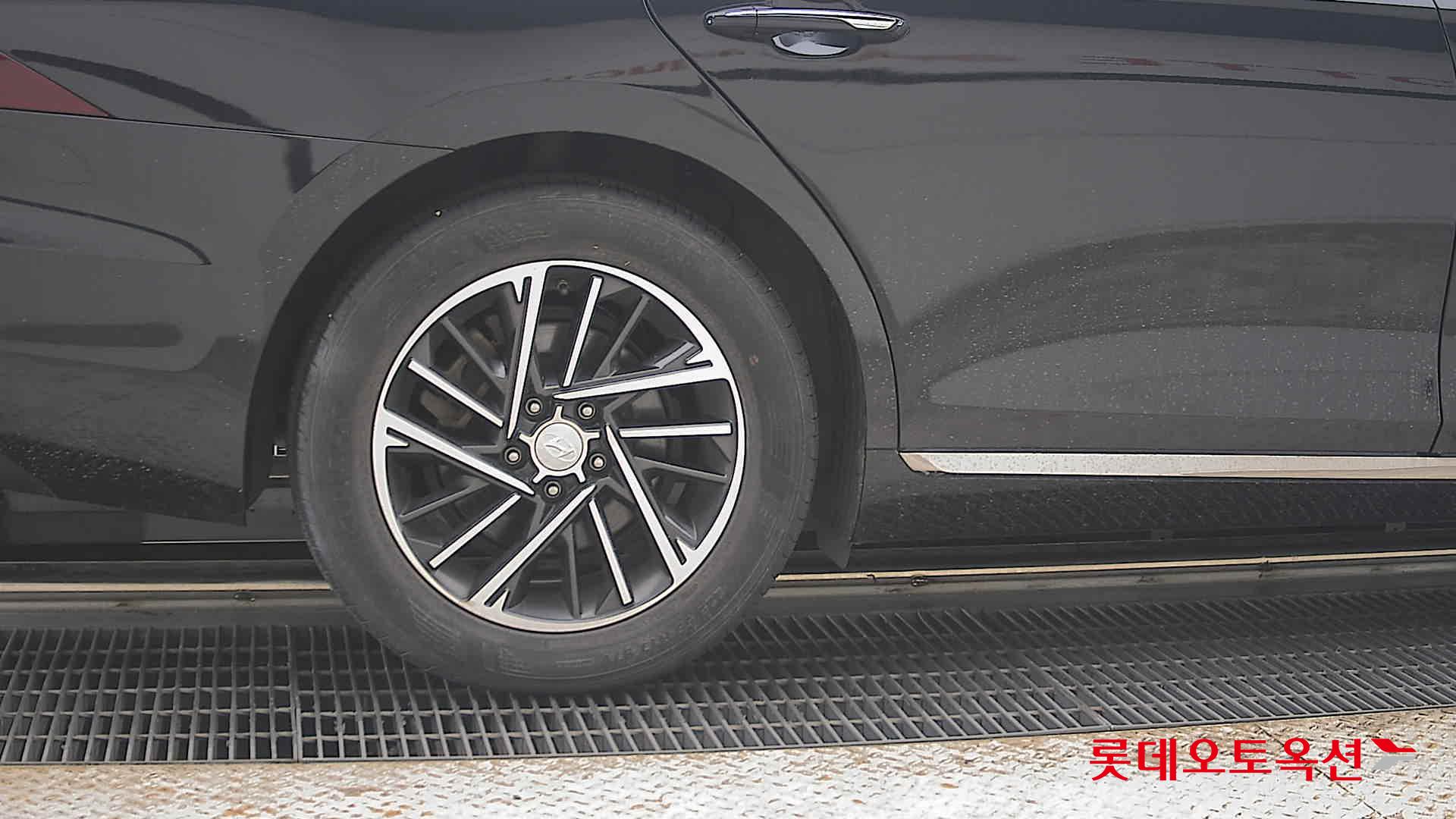 2022 - hyundai grandeur