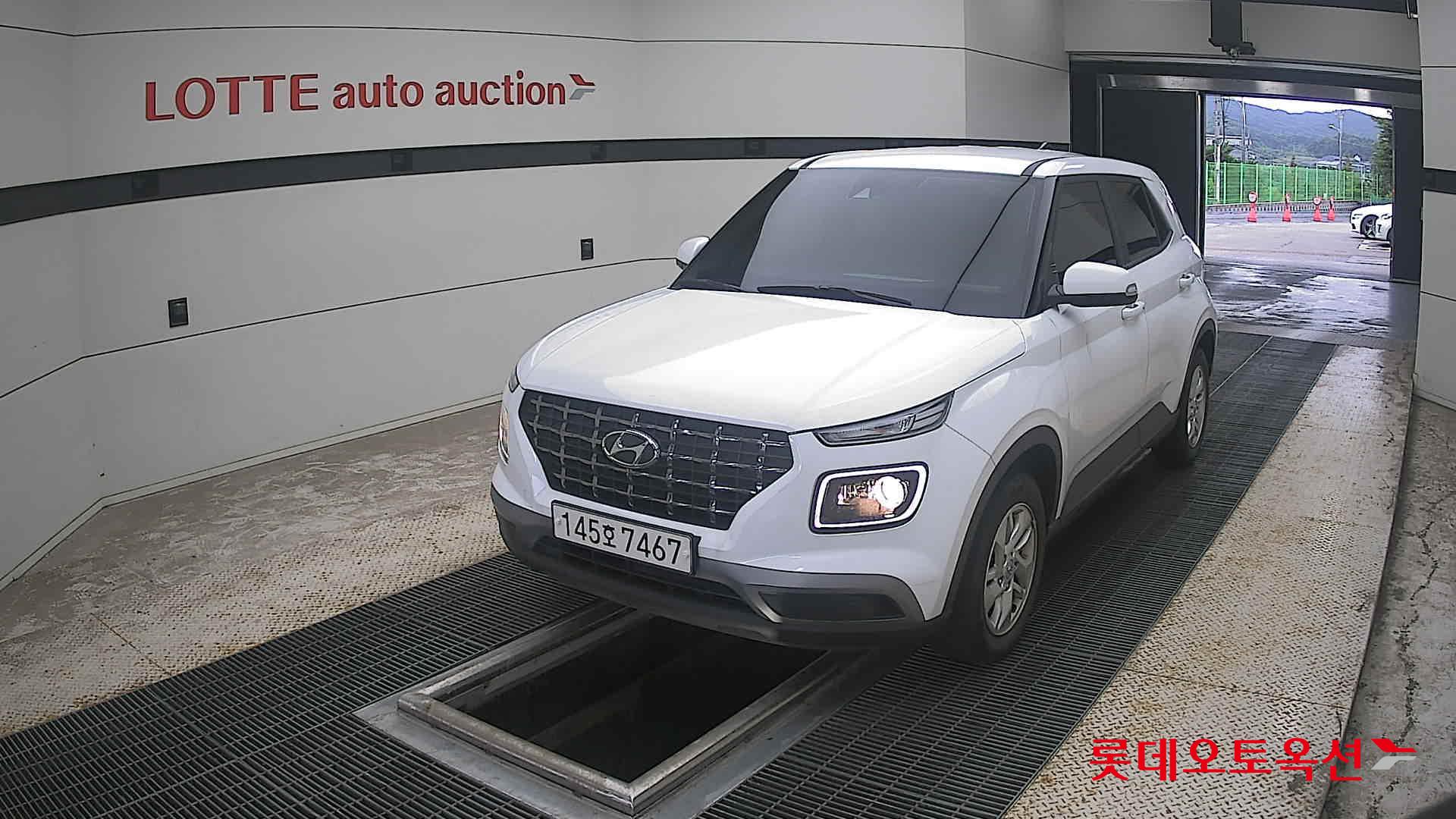 2020 - hyundai venue