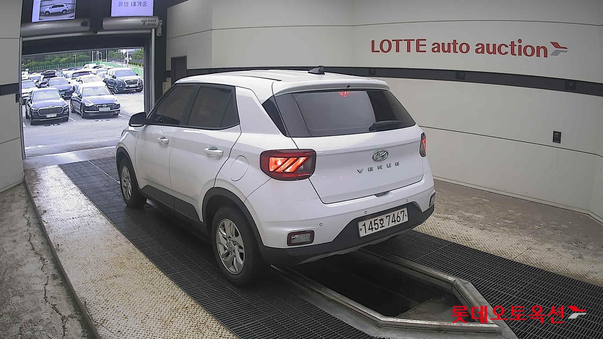 2020 - hyundai venue