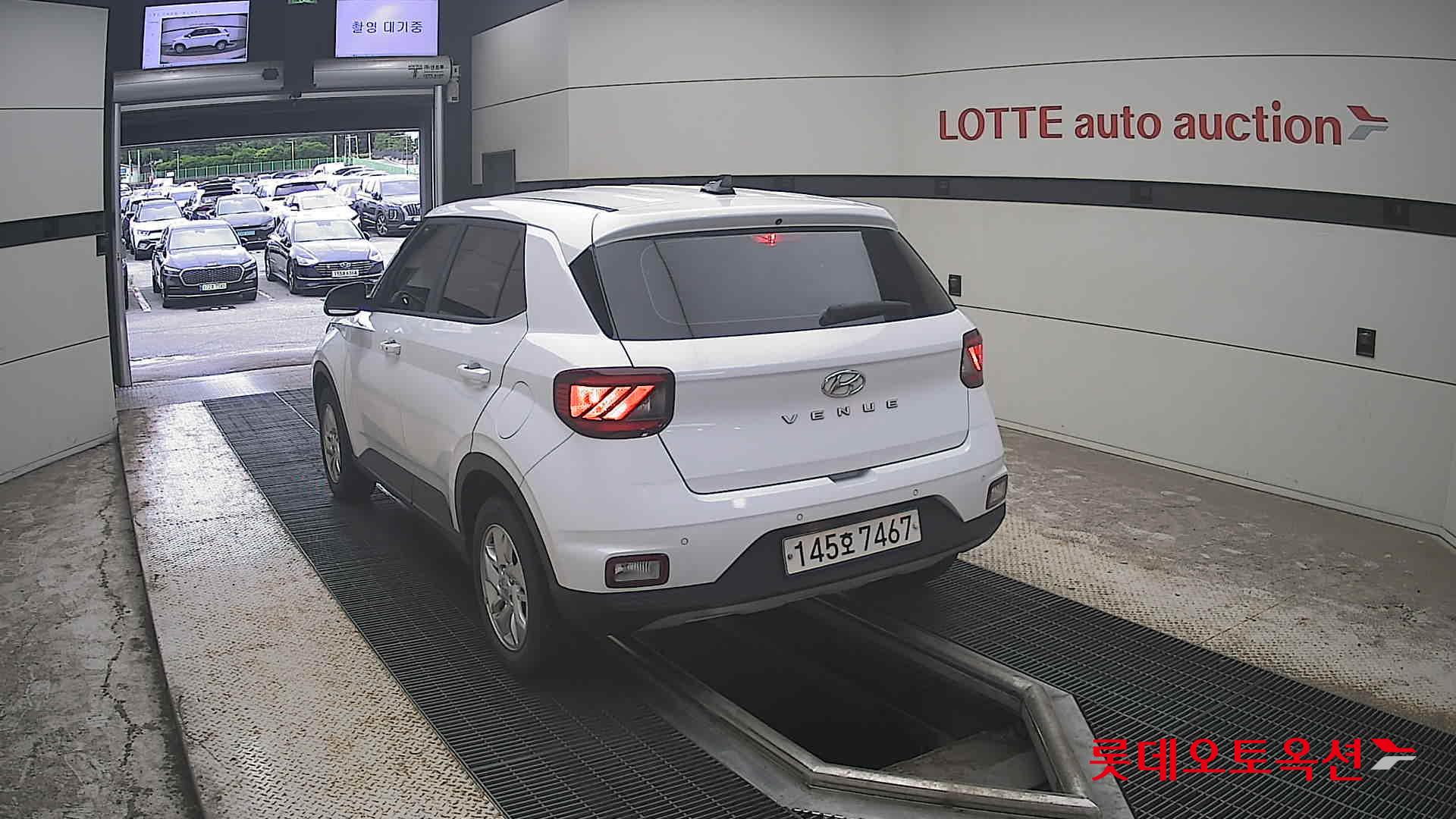 2020 - hyundai venue
