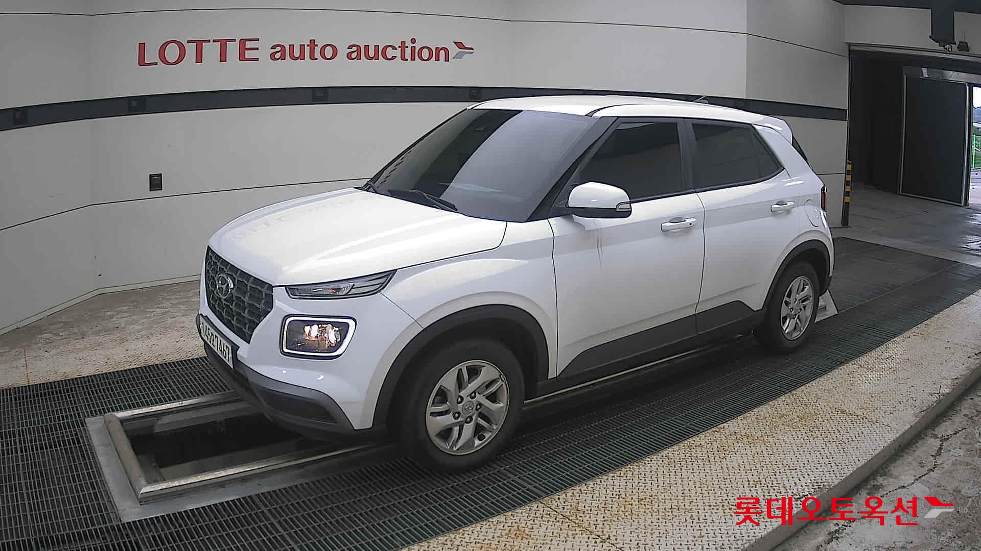 2020 - hyundai venue