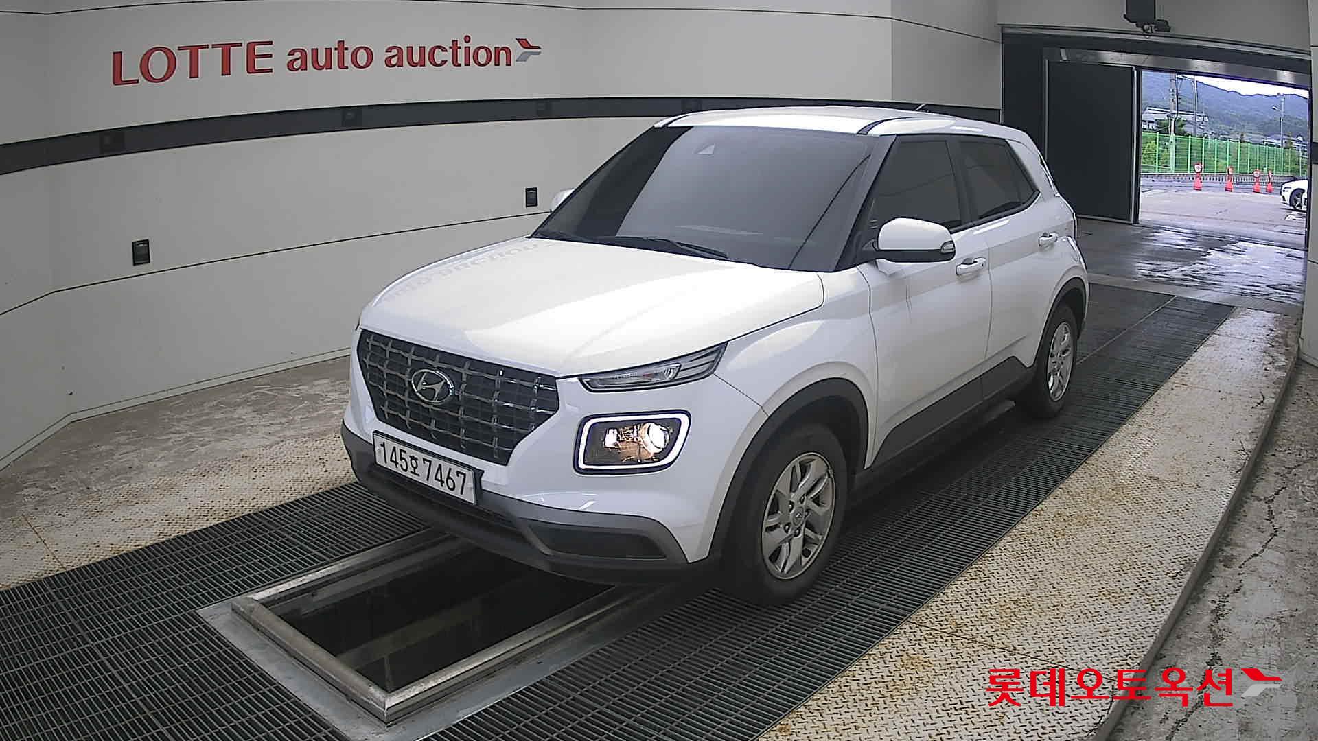 2020 - hyundai venue