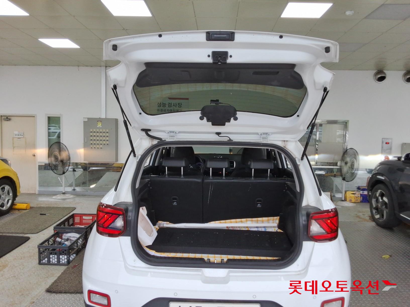 2020 - hyundai venue