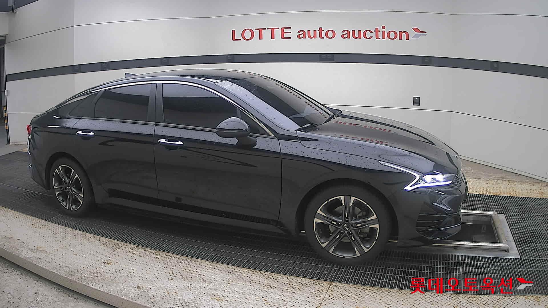 2020 - kia k5