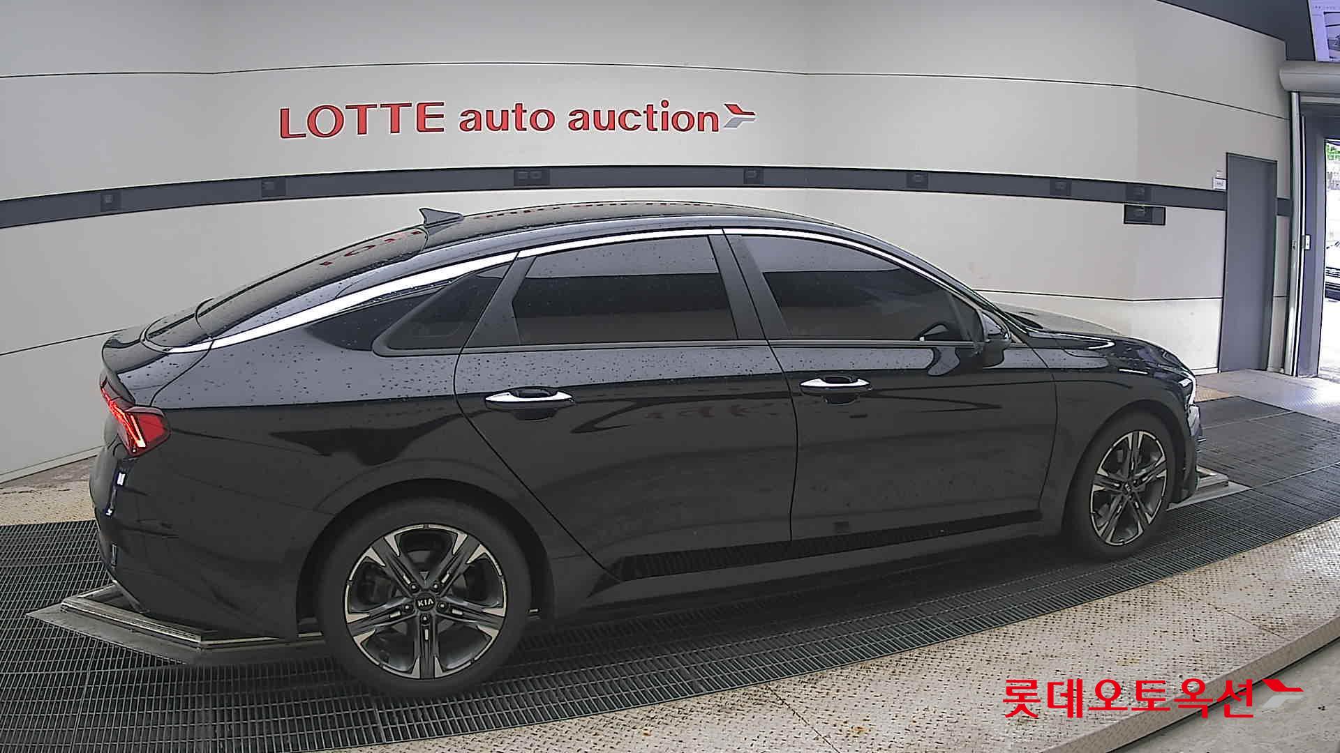 2020 - kia k5