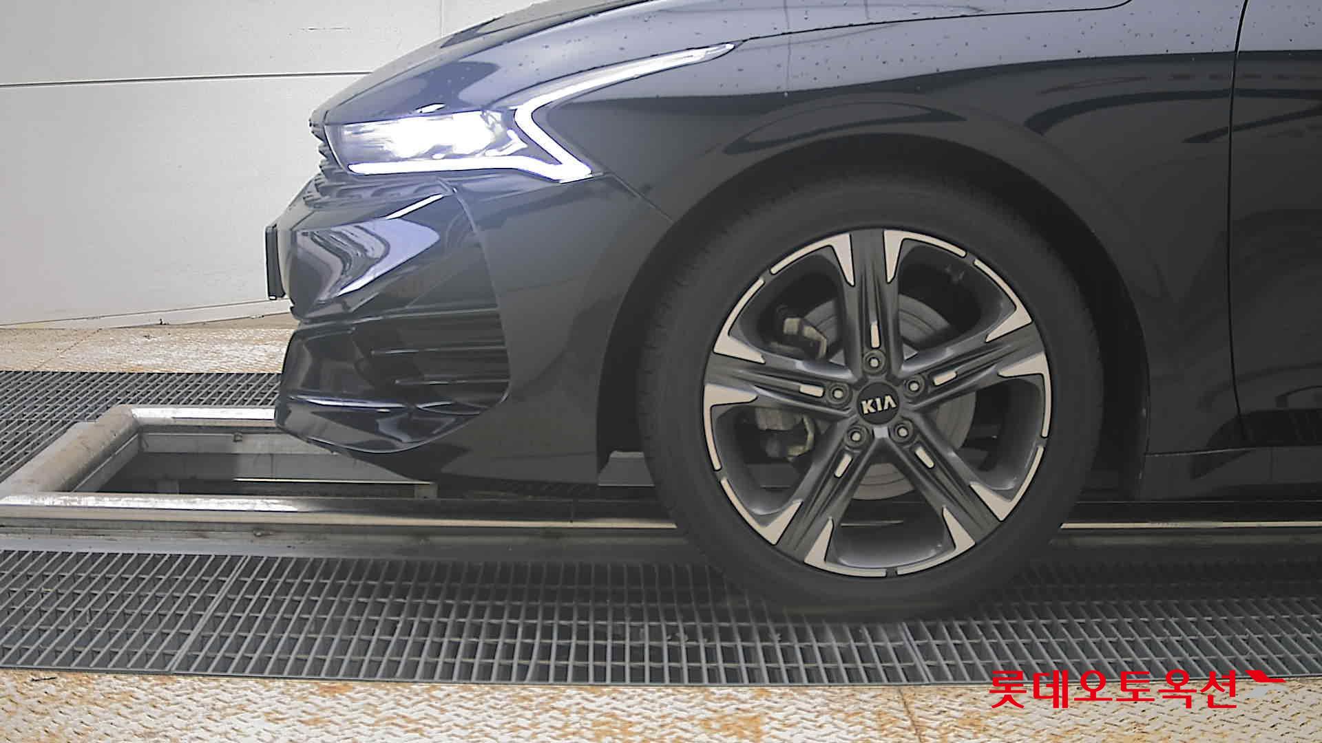 2020 - kia k5