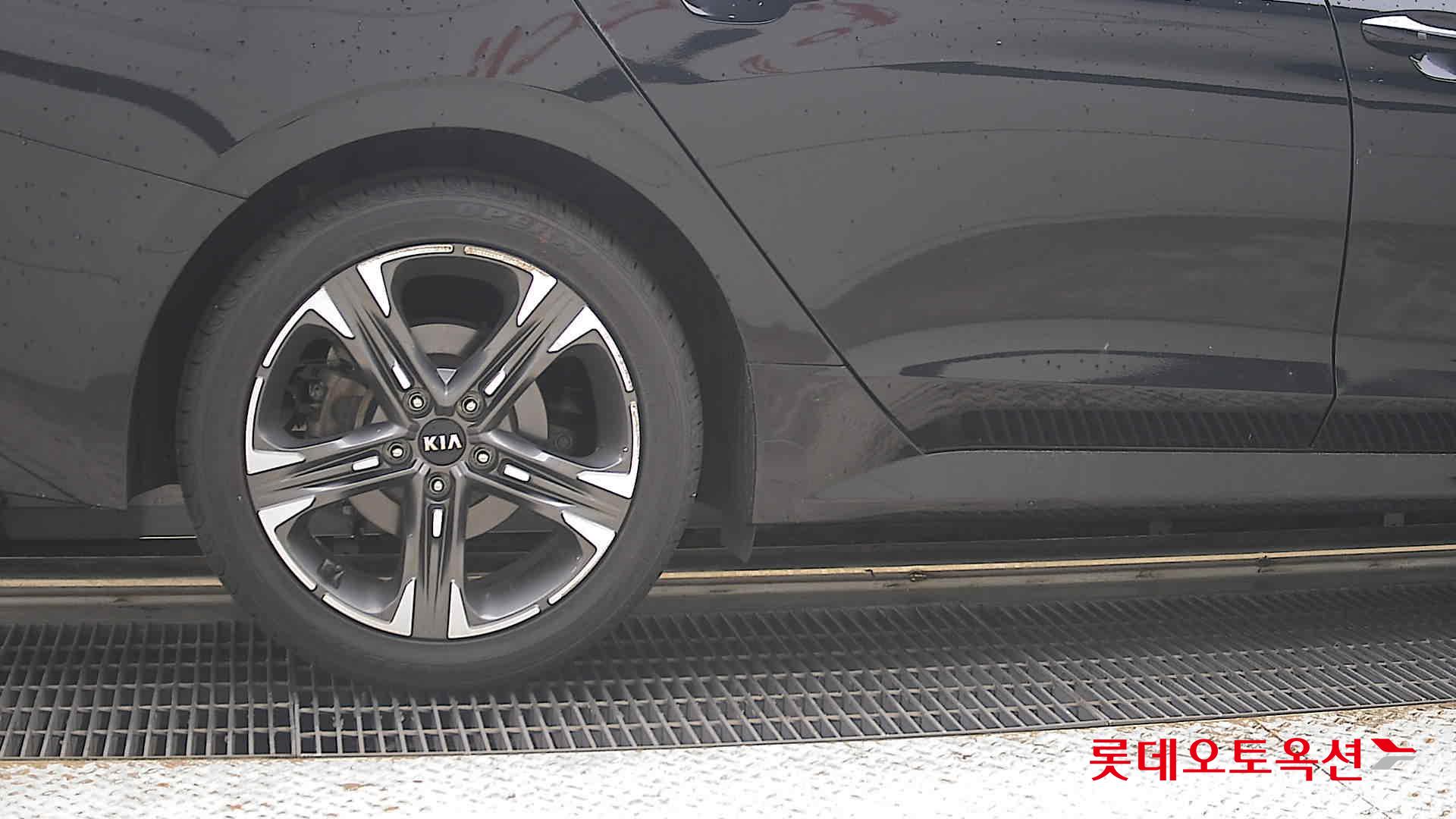 2020 - kia k5