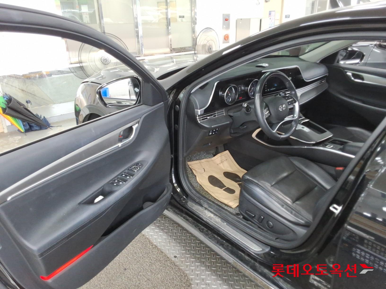2020 - hyundai grandeur