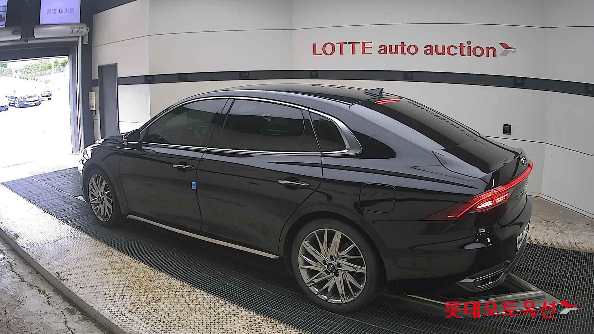 2020 - hyundai grandeur