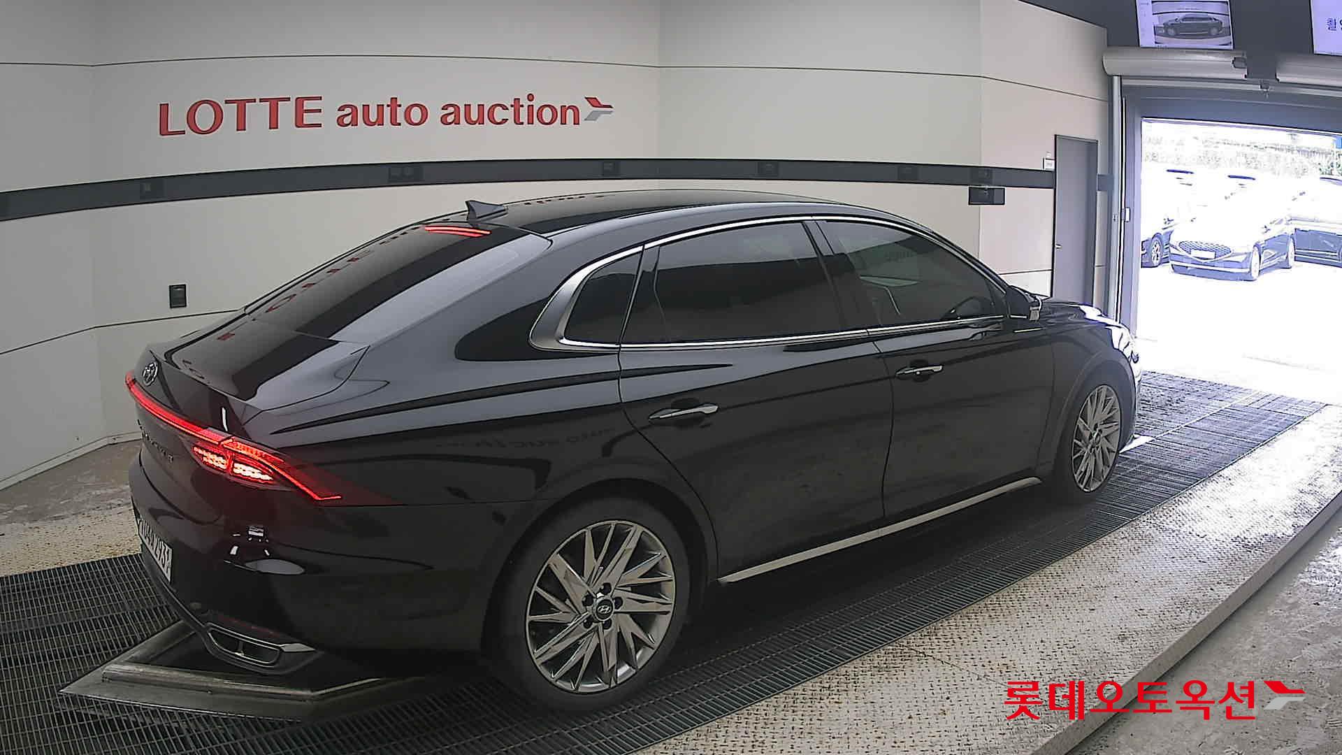 2020 - hyundai grandeur