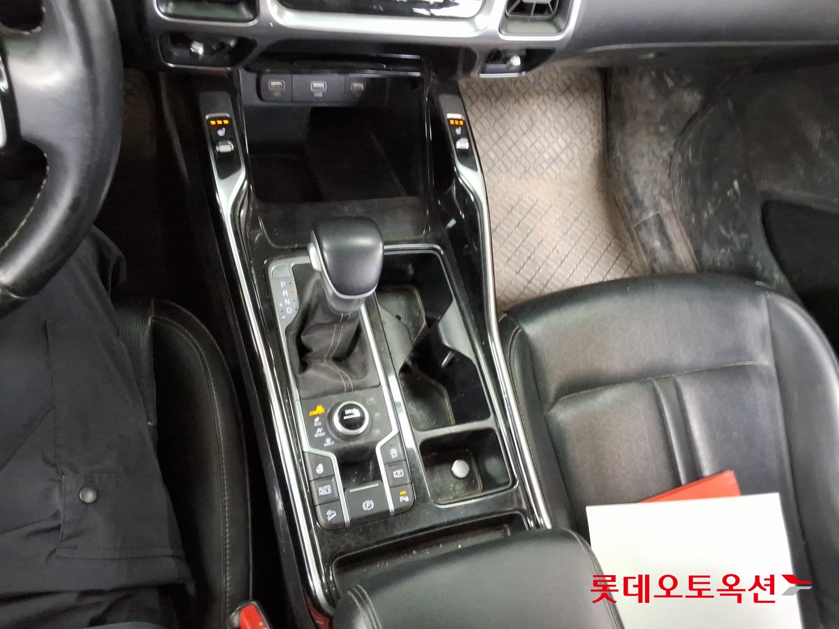 2022 - kia sorento