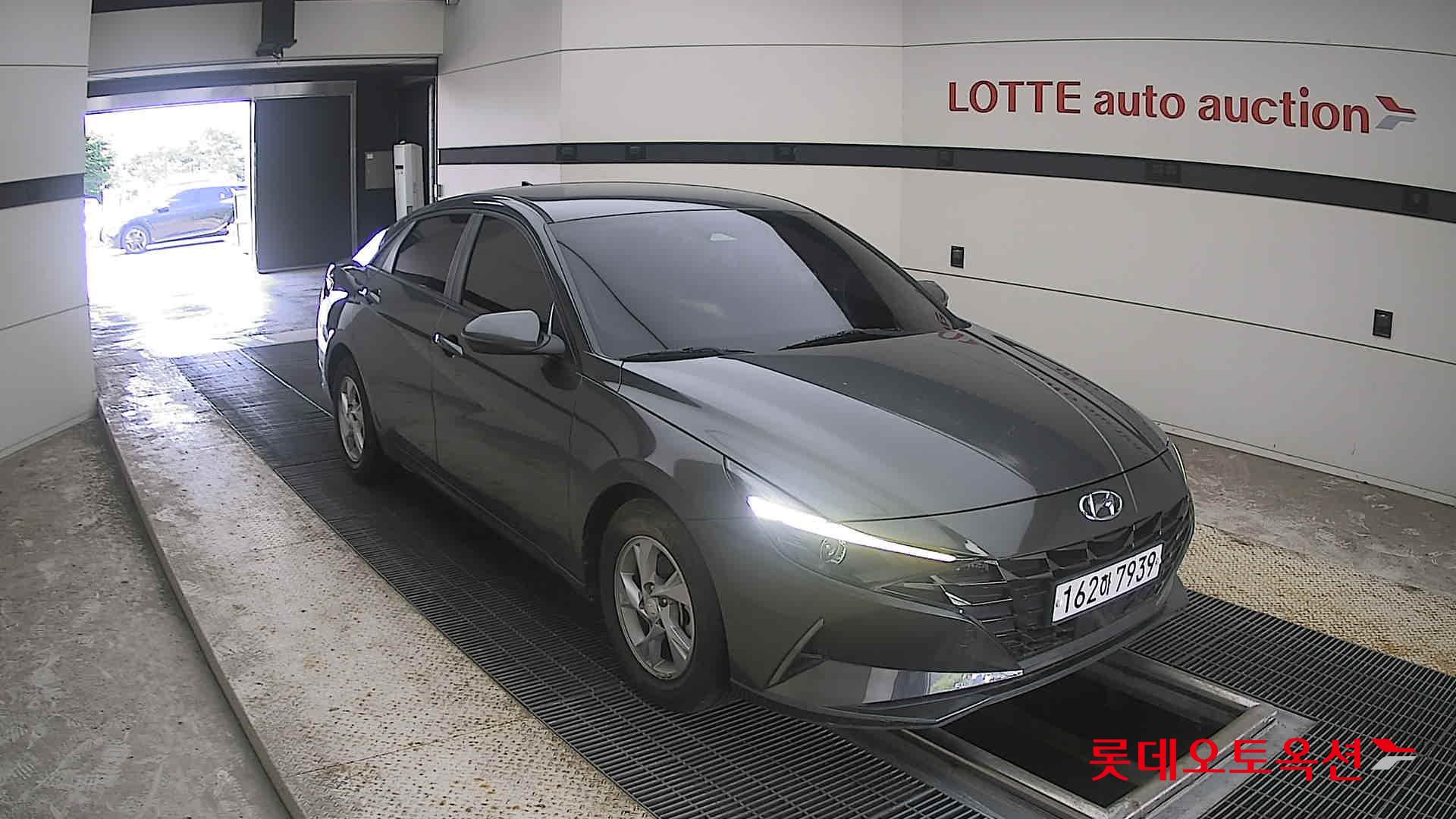 2021 - hyundai avante