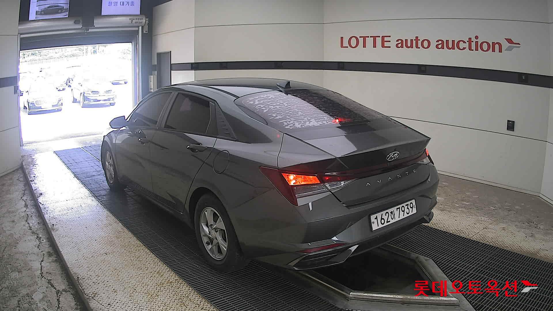 2021 - hyundai avante