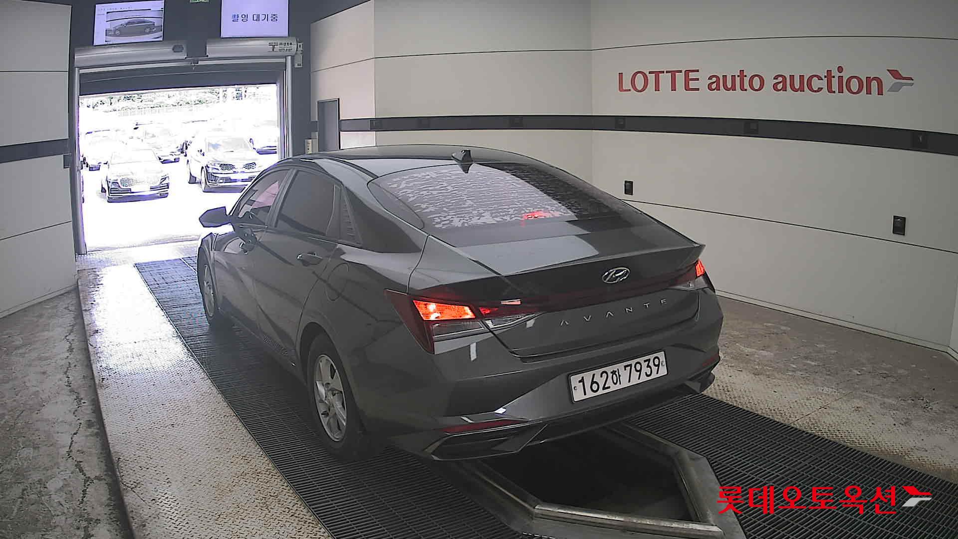 2021 - hyundai avante