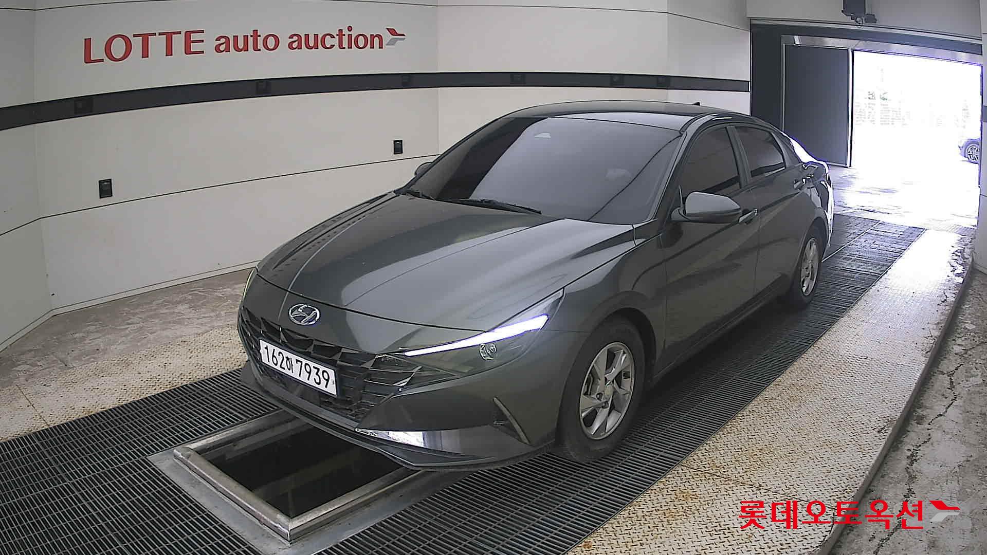 2021 - hyundai avante