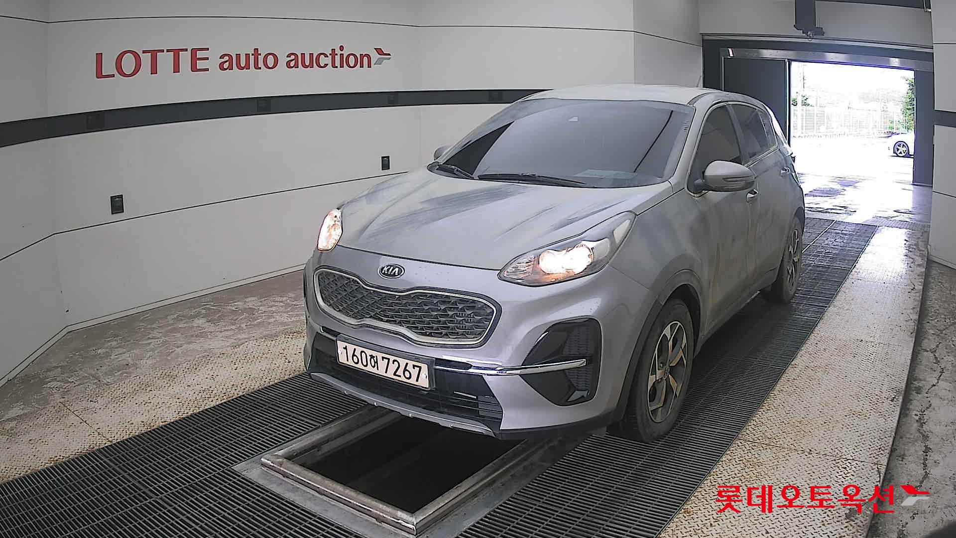 2022 - kia sportage
