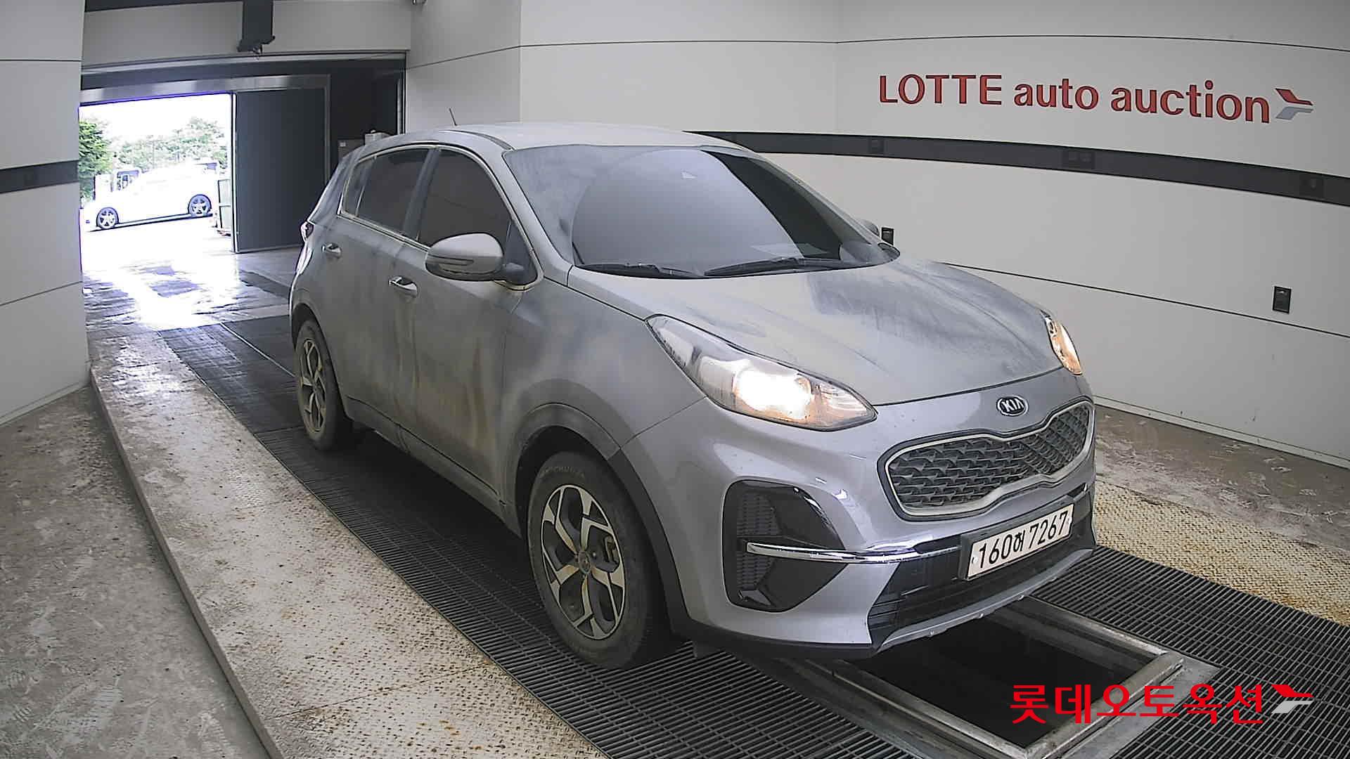 2022 - kia sportage