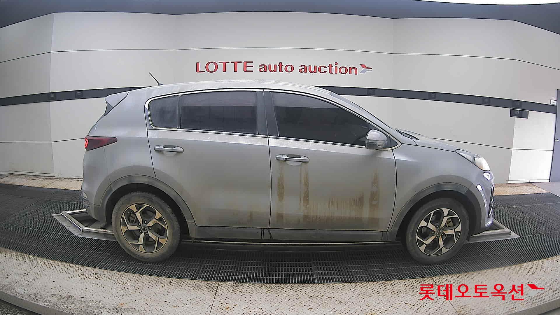 2022 - kia sportage