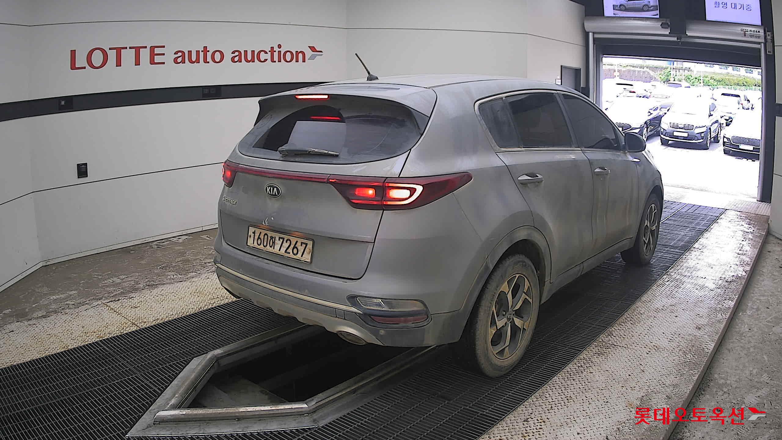 2022 - kia sportage