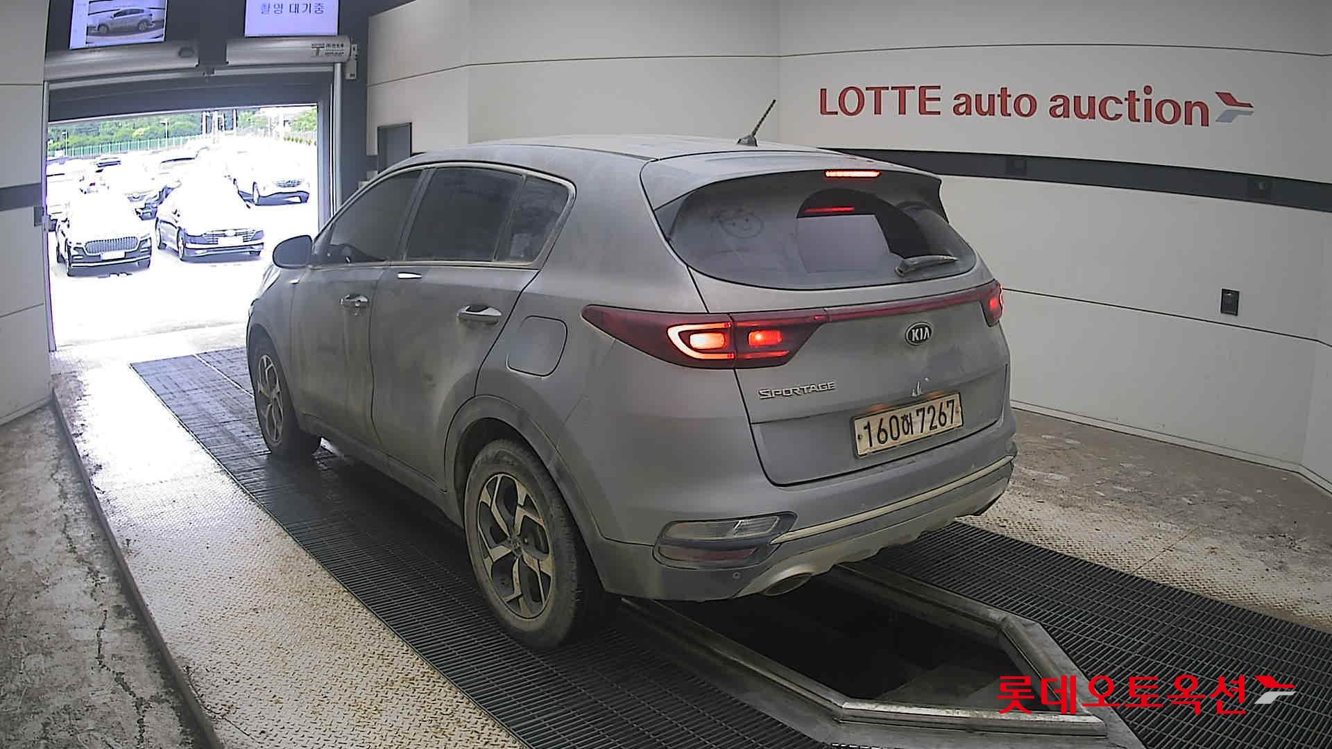 2022 - kia sportage