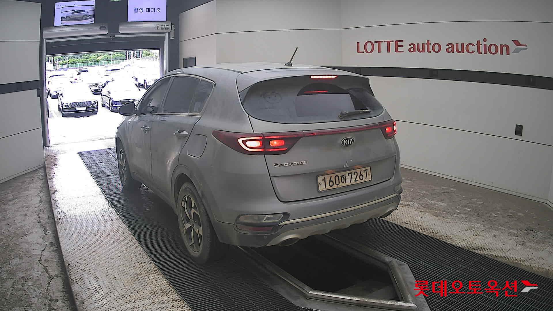 2022 - kia sportage