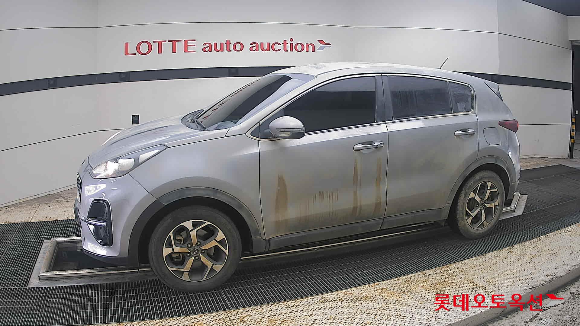2022 - kia sportage