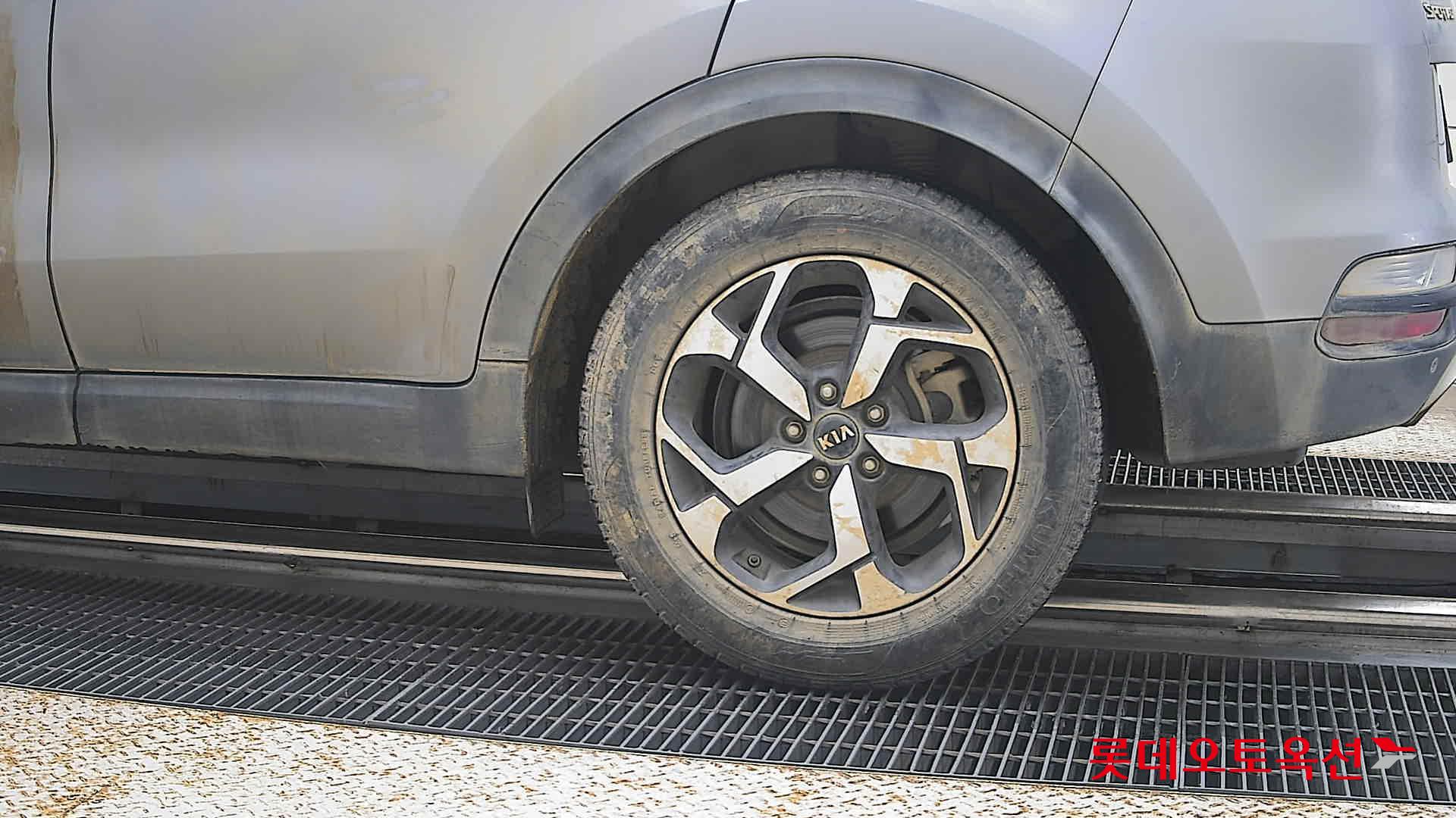 2022 - kia sportage