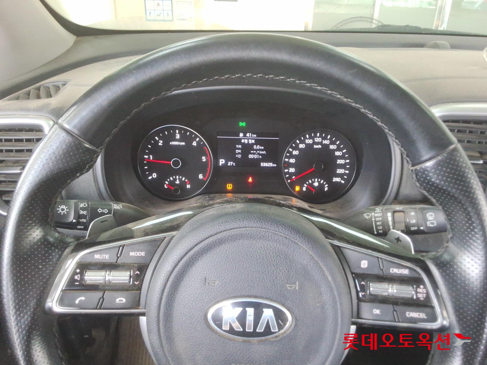 2022 - kia sportage