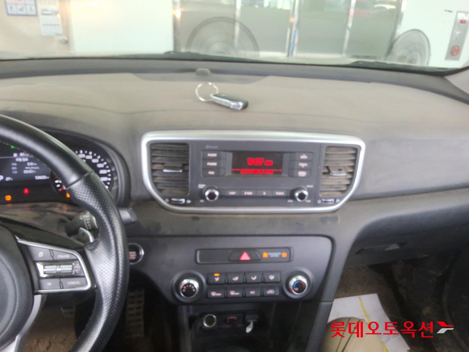 2022 - kia sportage