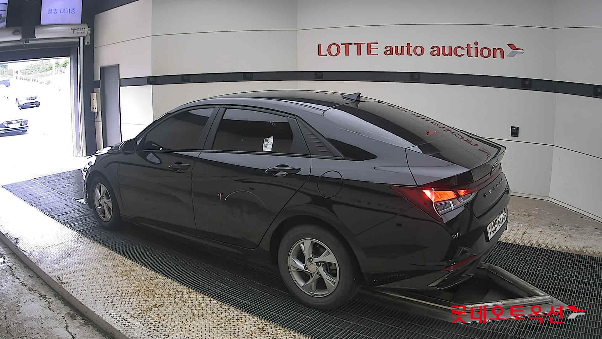 2021 - hyundai avante