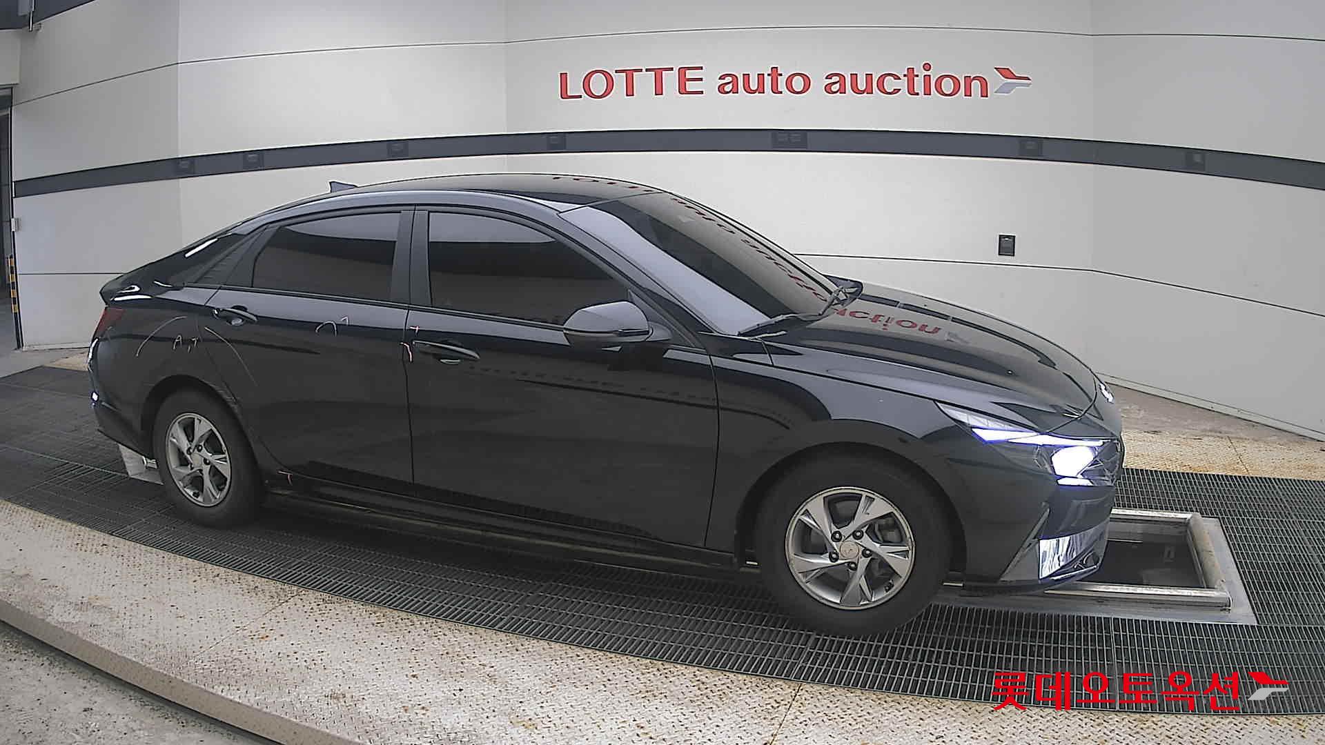 2021 - hyundai avante