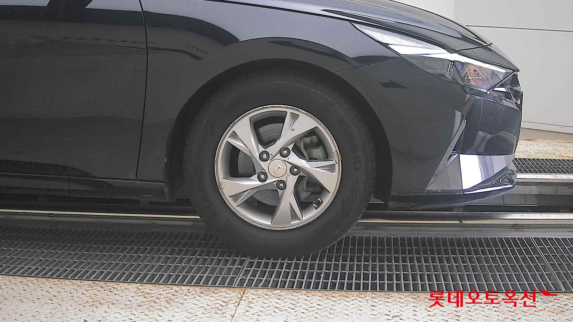 2021 - hyundai avante