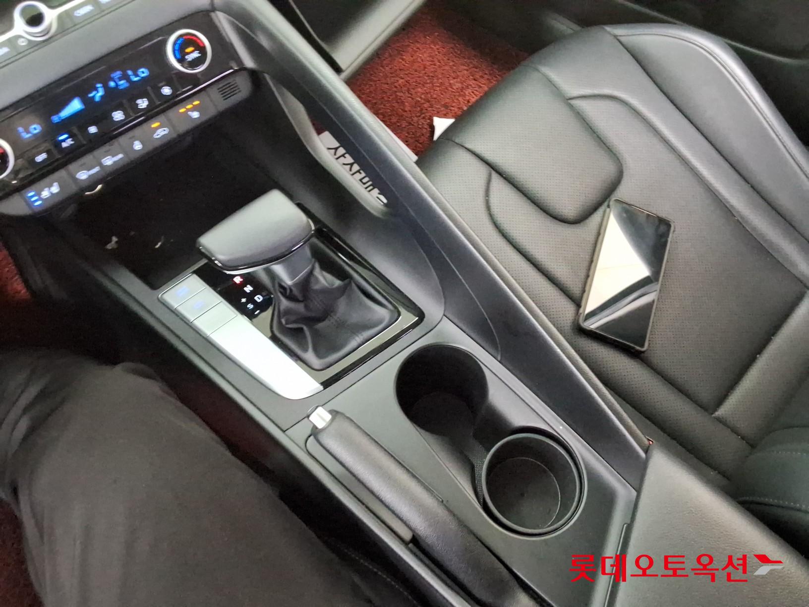 2021 - hyundai avante