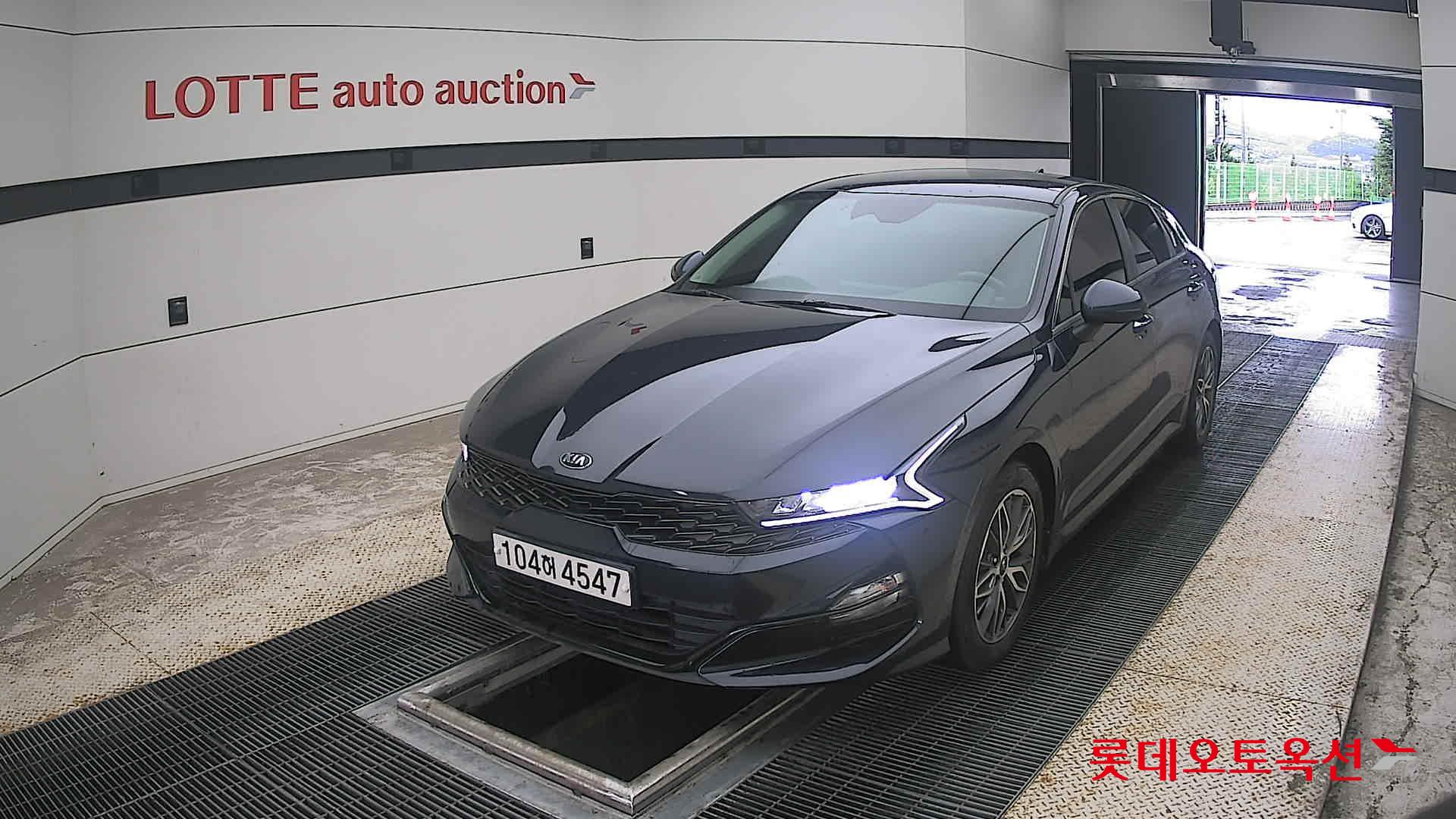 2020 - kia k5