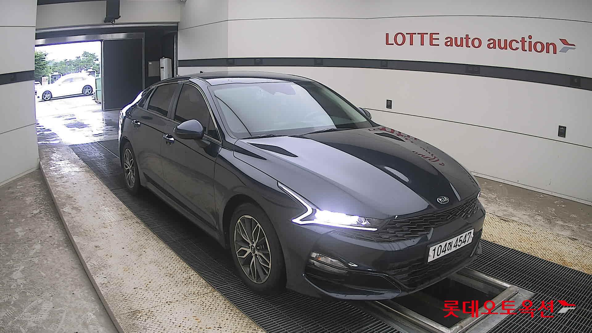 2020 - kia k5