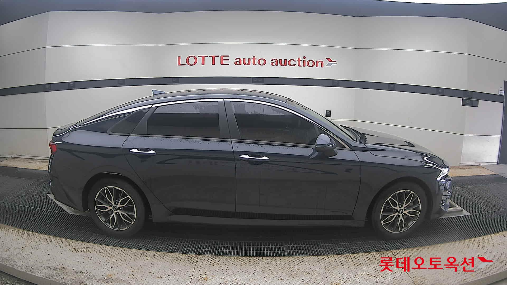 2020 - kia k5