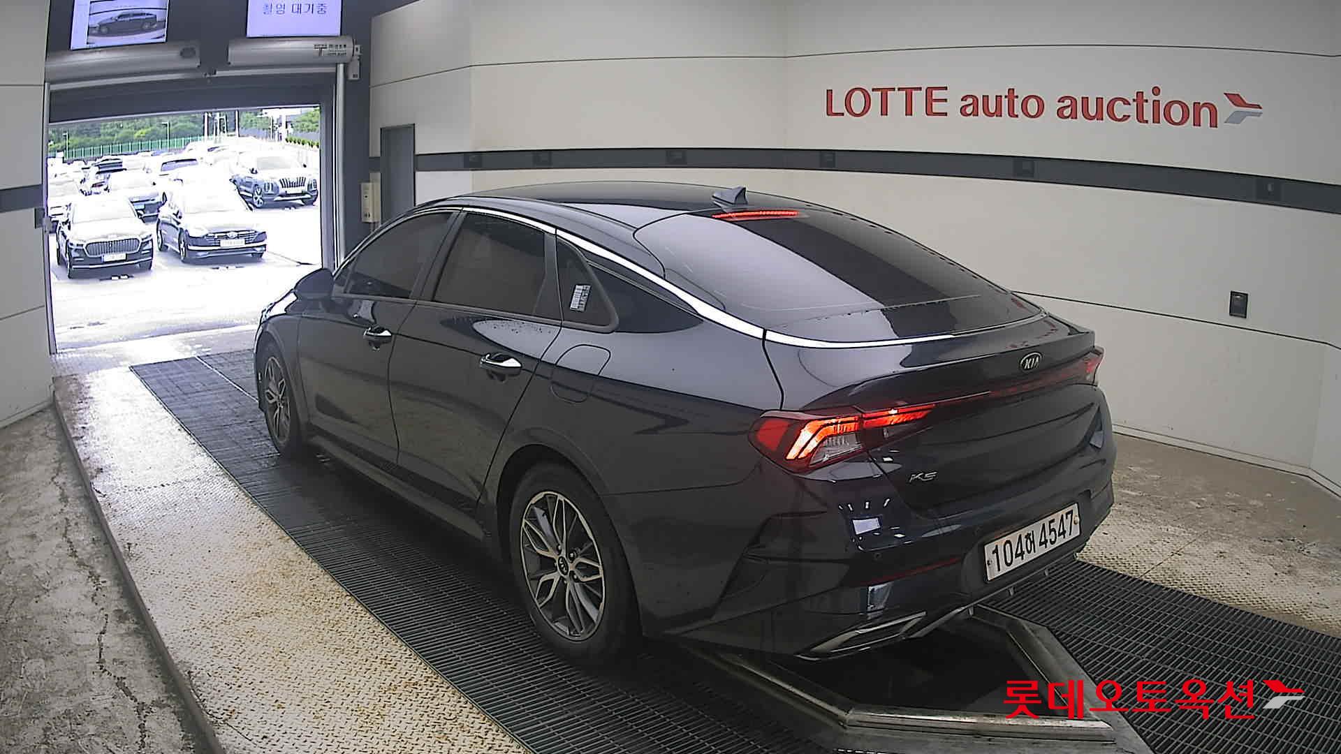 2020 - kia k5