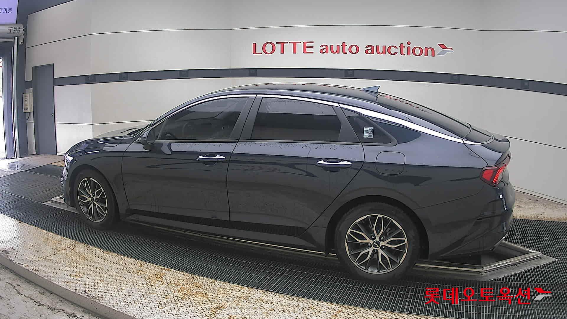 2020 - kia k5