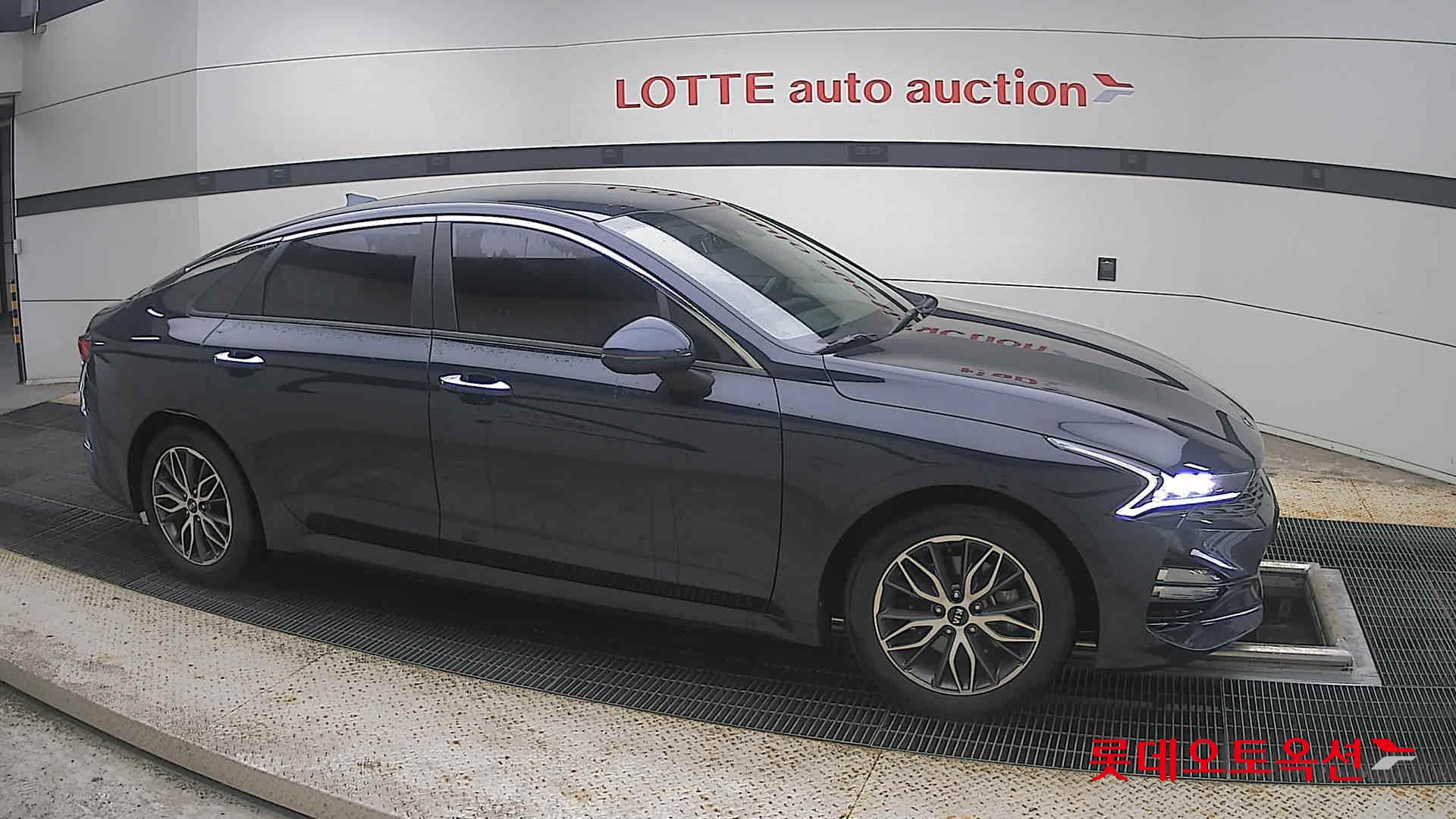 2020 - kia k5