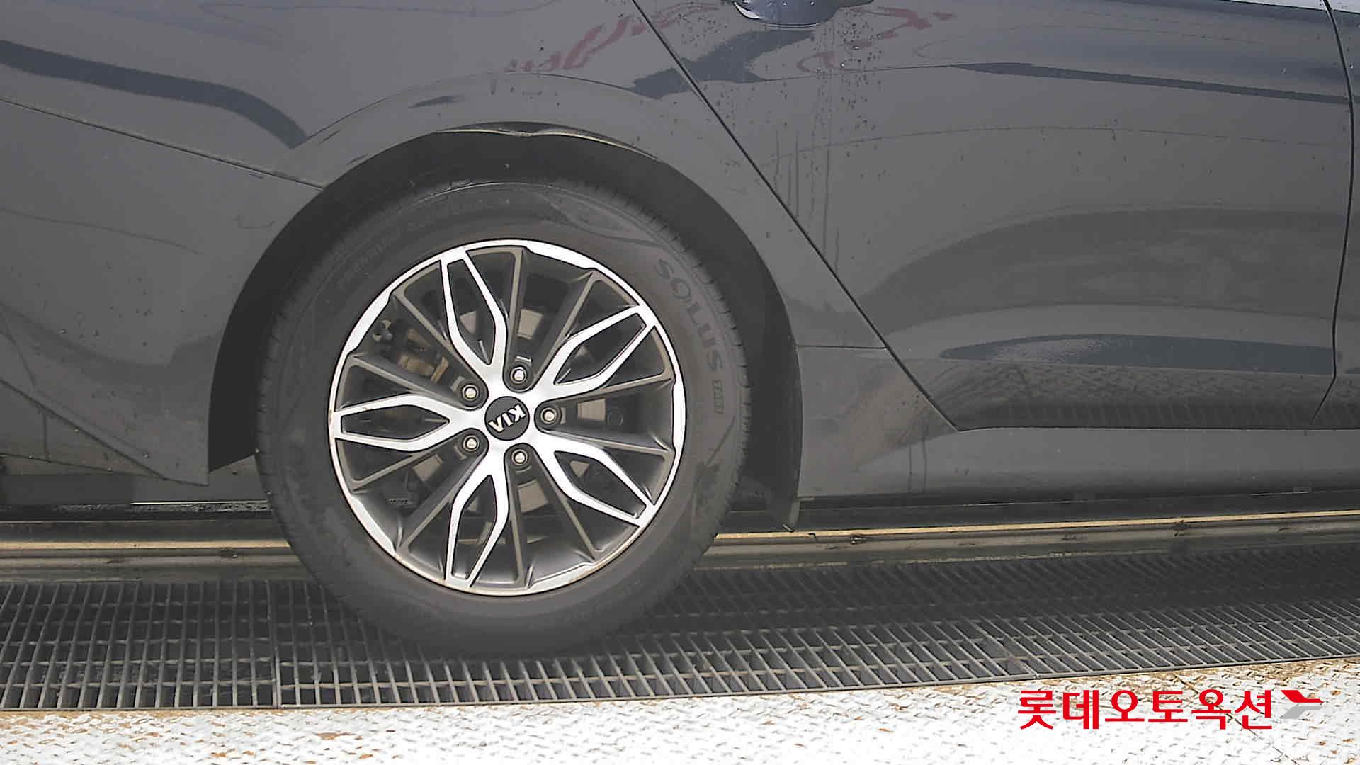 2020 - kia k5