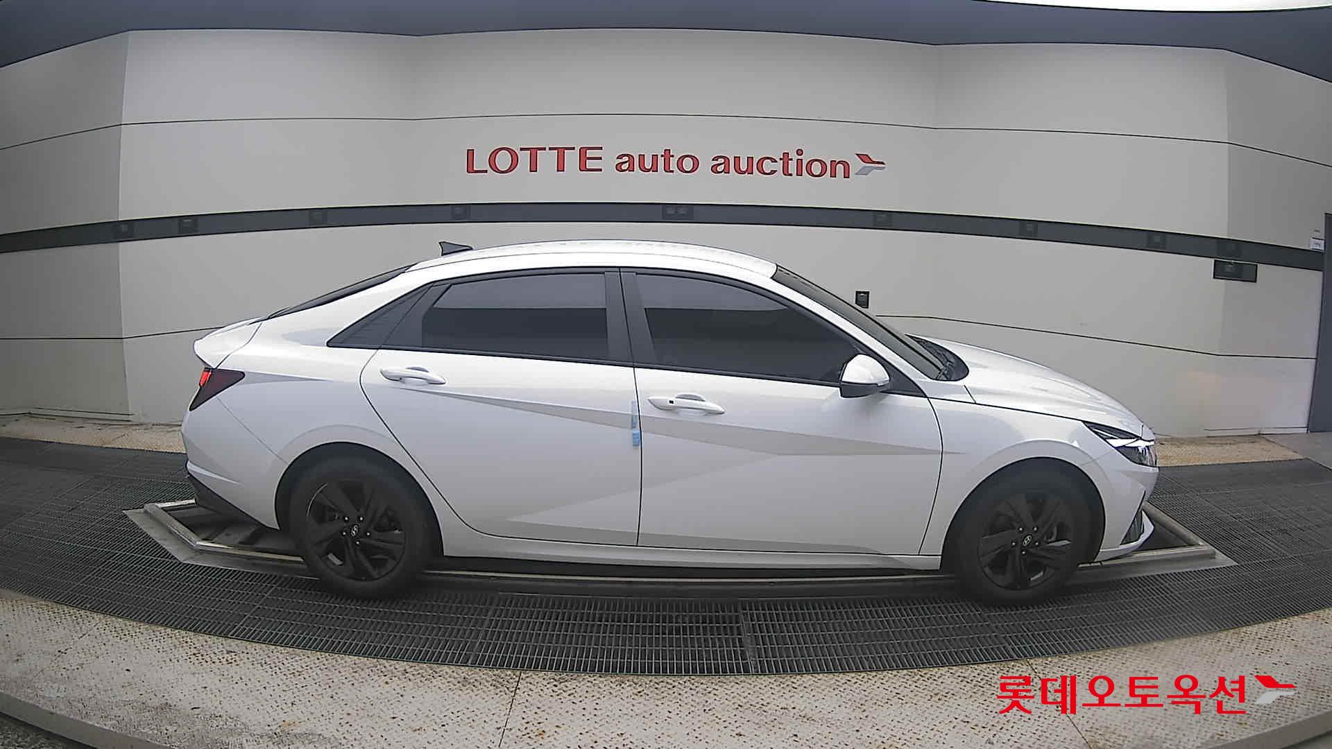 2021 - hyundai avante