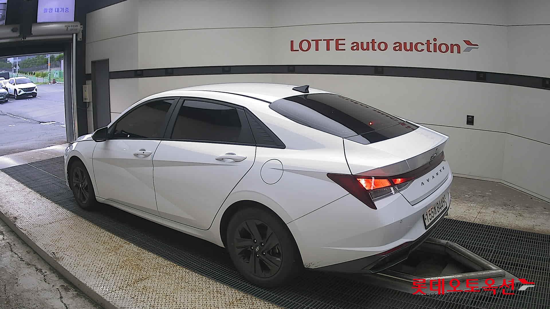 2021 - hyundai avante